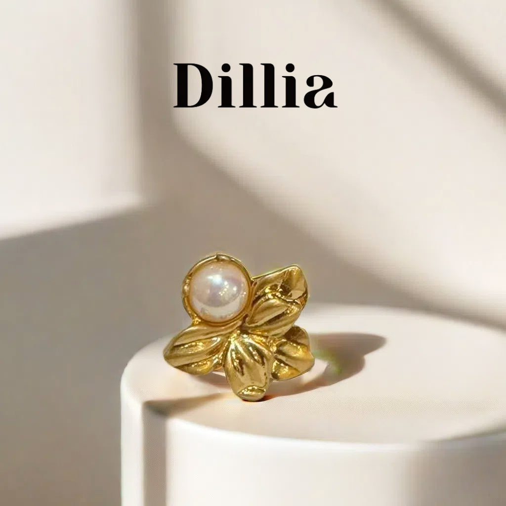 Elegant Leaf-Inlaid Pearl Gold-Plated Ring