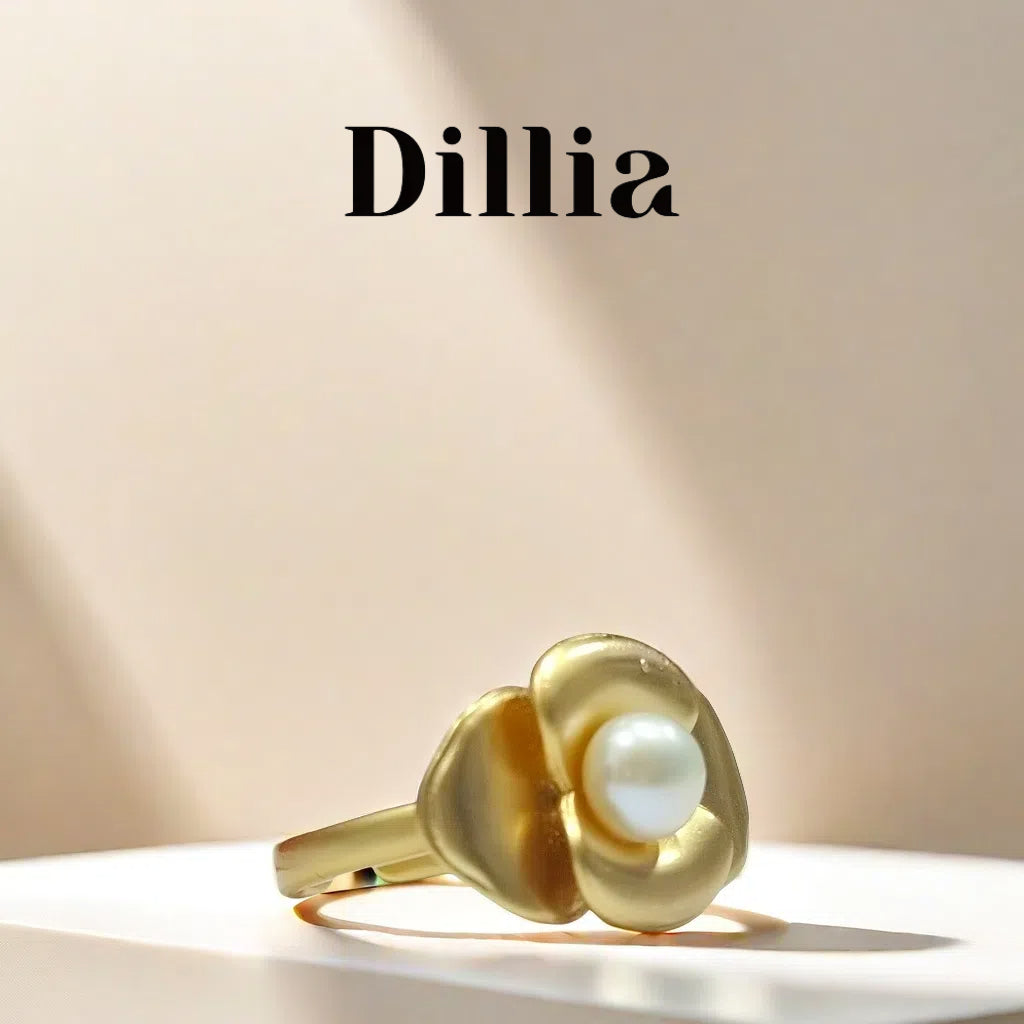 Elegant Floral Pearl Gold-plated Ring