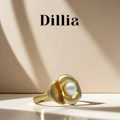 Elegant Floral Pearl Gold-plated Ring