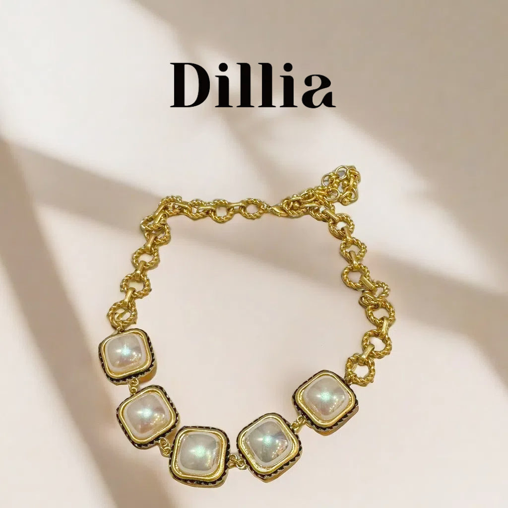 Elegant Pearl and Golden Chain Necklaces