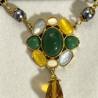 Colorful Flower Shape Amber Pendant Necklace