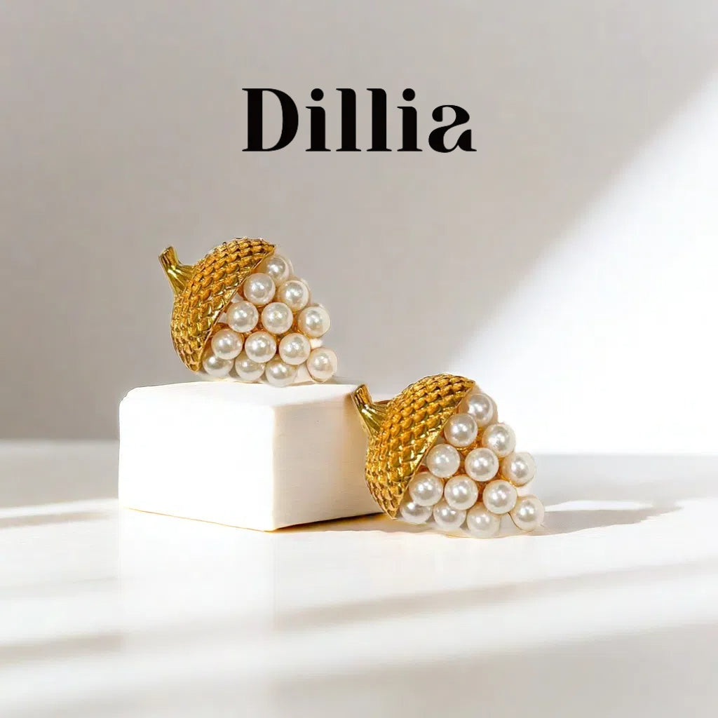 Chic Acorn Shape Pearl Cluster Earrings