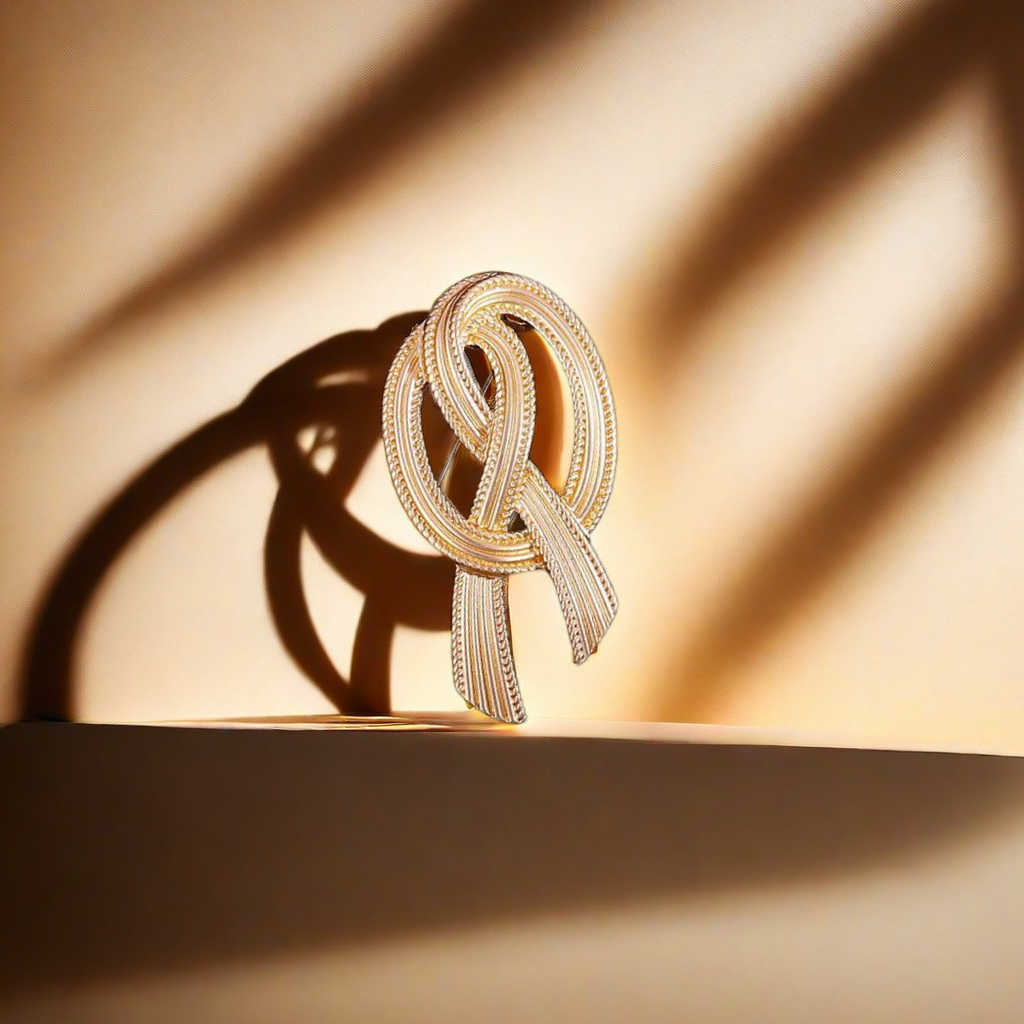 Retro Simple Satin Ribbon Copper Alloy Brooch
