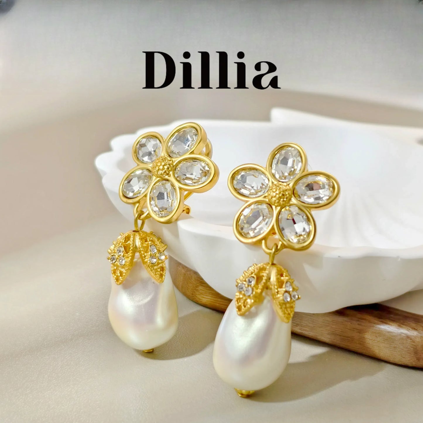 Retro Zircon Flower Drop Pearl Pendant Earrings