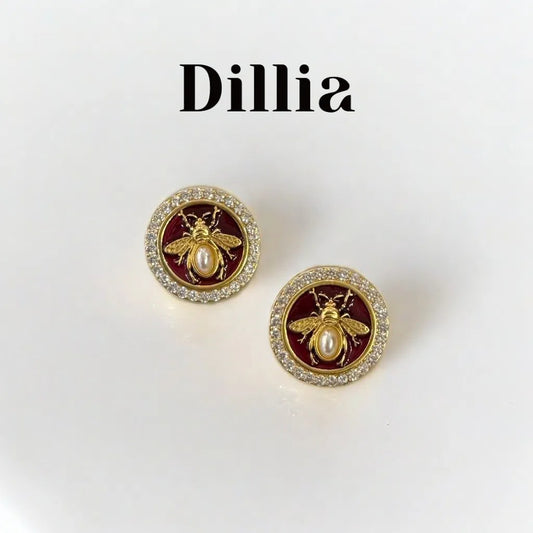 Enchanting Bee Pearl Gold-Plated Stud Earrings