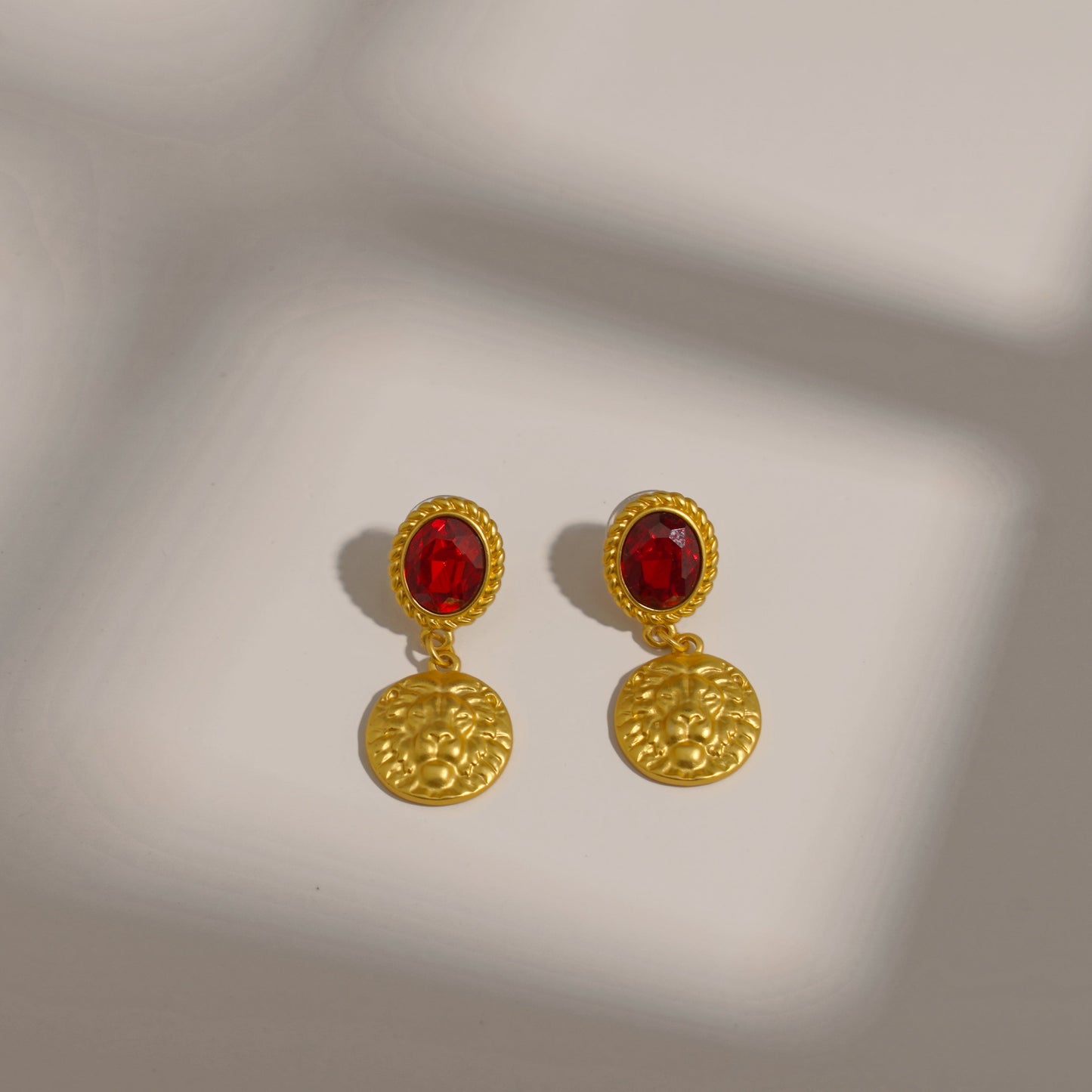Golden Engraved Lion Vintage Glaze Stone Stud Vintage Earrings