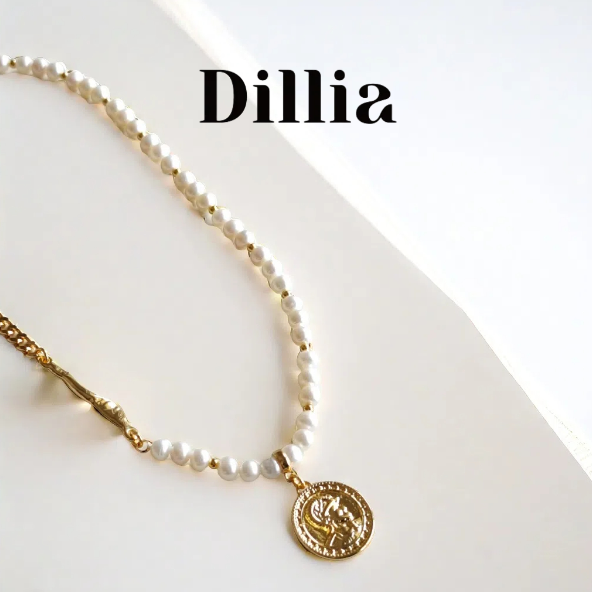 Gold Coin Pendant Freshwater Rice Pearl Necklace