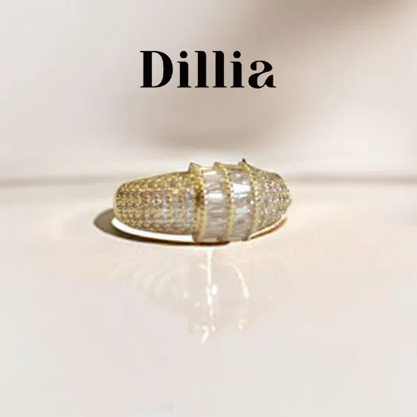 Luxurious Glow Gold Pavé Zirconia Ring
